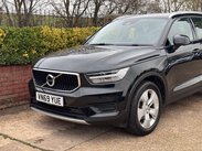 Volvo XC40 2.0 XC40 Momentum D3 5dr 9