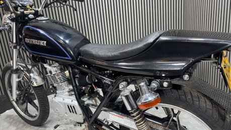 Suzuki GN 2002 31K CUSTOM CAFE RACER PROJECT BUILD 125CC 20
