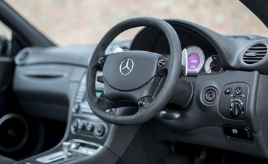 Mercedes-Benz CLK DTM AMG 11