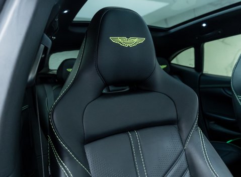 Aston Martin DBX 707 18