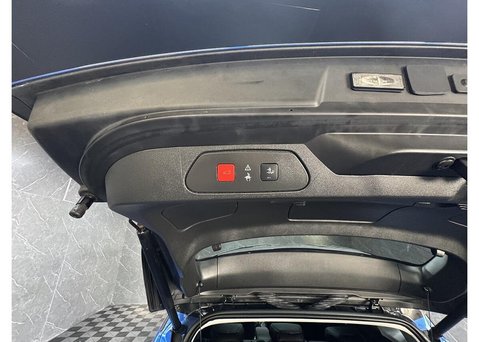 Vauxhall Grandland X 1.5 Turbo D BlueInjection Elite Nav SUV 5dr Diesel Manual Euro 6 (s/s) (130 46