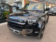 Land Rover Defender X MHEV 6
