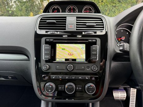 Volkswagen Scirocco 2.0 TDI BlueMotion Tech R-Line DSG Euro 6 (s/s) 3dr 14