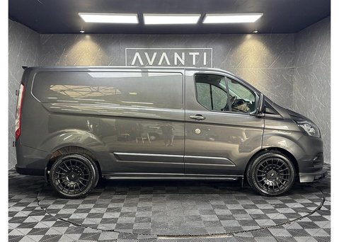 Ford Transit Custom 2.0 300 EcoBlue Limited Panel Van 5dr Diesel Manual L1 H1 Euro 6 (s/s) (130 9