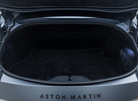 Aston Martin V8 Vantage ROADSTER 42