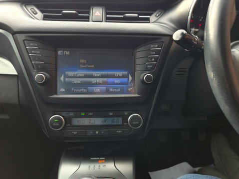 Toyota Avensis 1.6 Avensis Business Edition D-4D 5dr 47