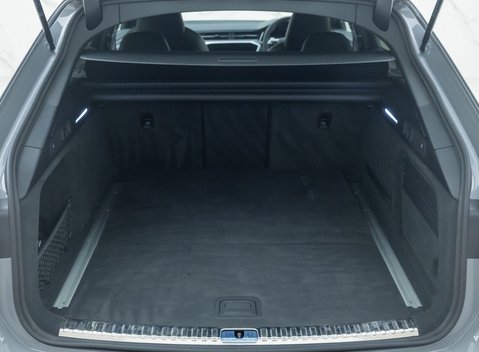 Audi RS6 AVANT PERFORMANCE 36