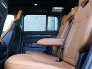 Defender 110 Commercial 9