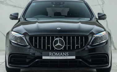 Mercedes-Benz C Class AMG C 63 ESTATE 4