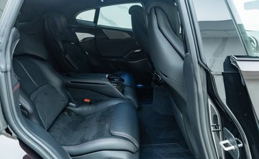 Ferrari Purosangue 21