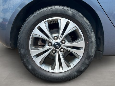 Kia Venga 1.6 ISG 3 5dr 11