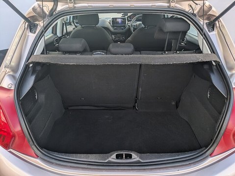 Peugeot 208 HDI ACTIVE 27