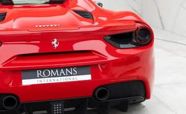 Ferrari 488 Spider 22