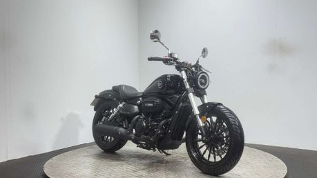 Keeway RKV 2025 ONLY 571 MILES LOW RIDER 125CC CRUISER LEARNER BIKE 3