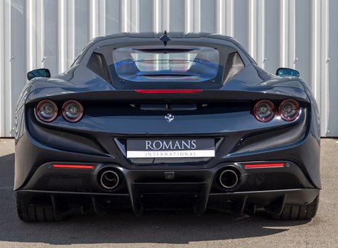 Ferrari F8 Tributo 5