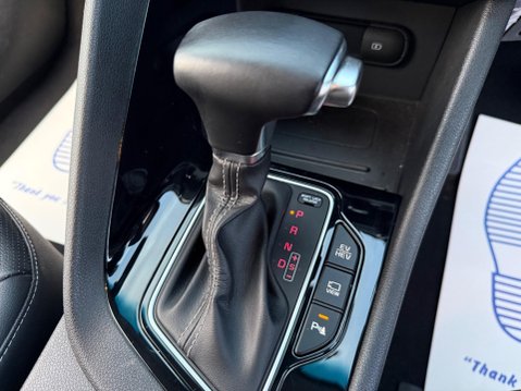 Kia Niro 1.6 GDi 8.9kWh 3 DCT Euro 6 (s/s) 5dr 27