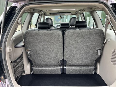 Mitsubishi Grandis 2.4 Elegance 5dr 6