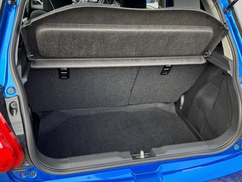 Suzuki Swift 1.2 Dualjet 83 12V Hybrid SZ5 5dr Auto 35