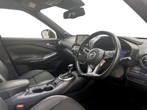 Nissan Juke 1.6 N-Connecta SUV 5dr Petrol Hybrid Auto Euro 6 (143 ps) Air Con - Alloys 12