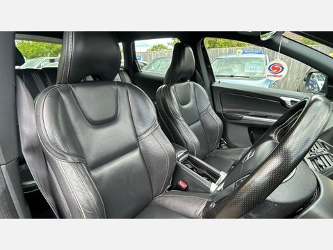 Volvo XC60 2.0 D4 R-Design Lux Nav Euro 6 (s/s) 5dr 21