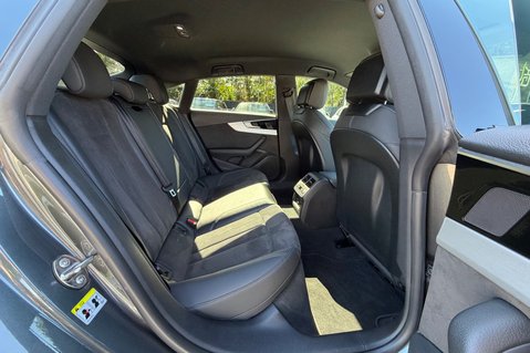Audi A5 SPORTBACK TFSI QUATTRO S LINE MHEV -APPLE CARPLAY -FULL AUDI S/HISTORY 17