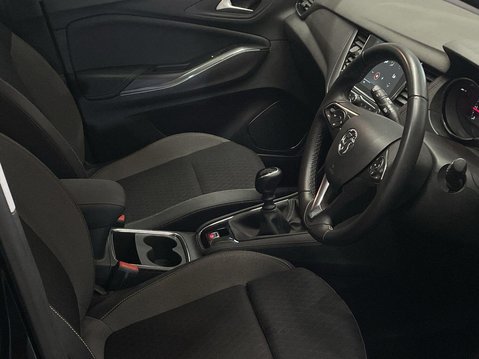 Vauxhall Grandland X 1.2 Turbo Griffin Edition SUV 5dr Petrol Manual Euro 6 (s/s) (130 ps) 14