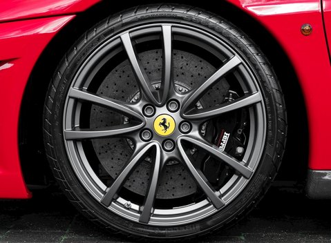 Ferrari 430 Scuderia Spider 16M 12