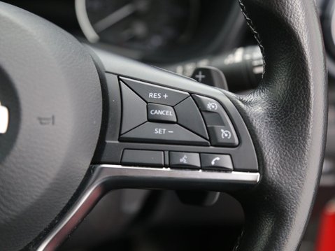 Nissan Juke 1.0 DIG-T N-Connecta DCT Auto Euro 6 (s/s) 5dr 12