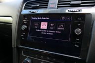 Volkswagen Golf 1.4 Golf SE Nav TSi BlueMotion Technology 5dr 32