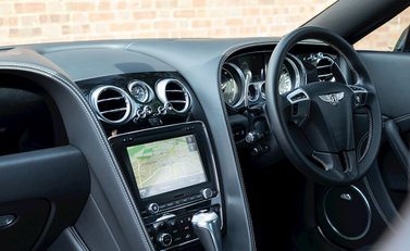 Bentley Continental GT V8 S Convertible 17