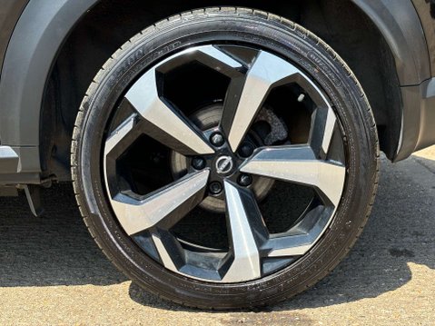Nissan Juke 1.0 Juke Tekna DiG-T 5dr 35