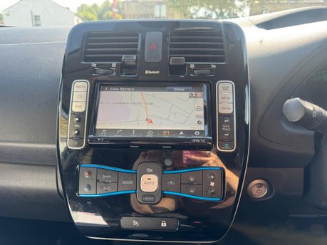 Nissan LEAF ACENTA 10