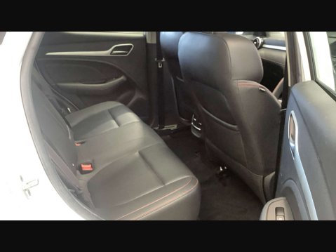 MG ZS MG ZS Trophy EV 5dr 17