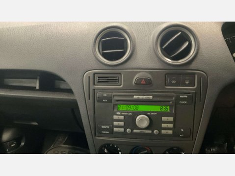 Ford Fusion 1.6 Plus Hatchback 5dr Petrol Automatic (181 g/km, 99 bhp) 9