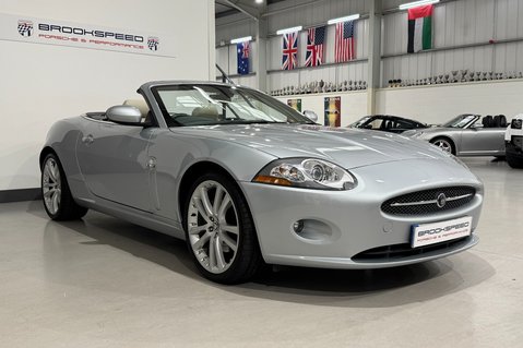 Jaguar XK 4.2 V8 Convertible 6