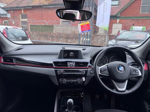 BMW X1 SDRIVE18D SPORT 14