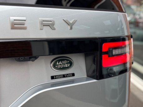 Land Rover Discovery 3.0 TD V6 HSE LUXURY SUV 5dr Diesel Auto 4WD Euro 6 (s/s) (258 ps) 15