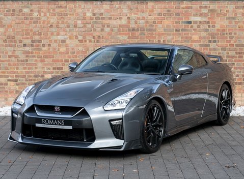 Nissan GT-R Prestige 6