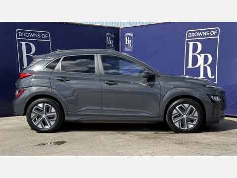 Hyundai KONA 39kWh Premium SUV 5dr Electric Auto (10.5kW Charger) (136 ps) 16