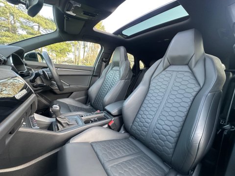 Audi RS Q3 2.5 TFSI Audi Sport Edition Sportback 5dr Petrol S Tronic quattro Euro 6 (s 4