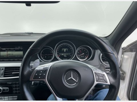 Mercedes-Benz C Class 6.2 C63 AMG Auto 5dr 4