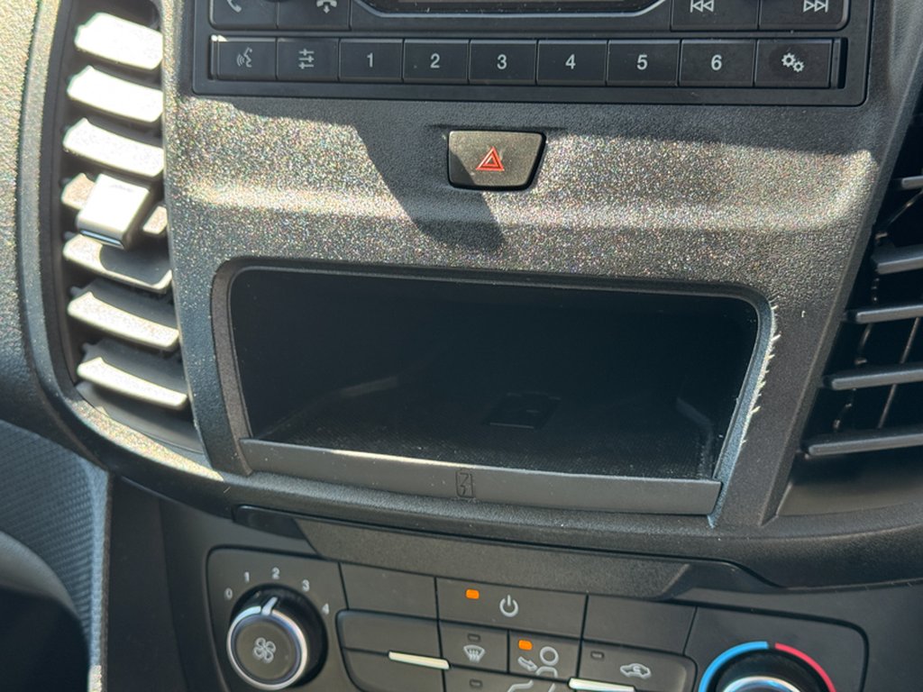 2020 Ford Transit Connect LWB L2H1 Low Roof Base 210 EURO 6 — thumbnail 30 of 49