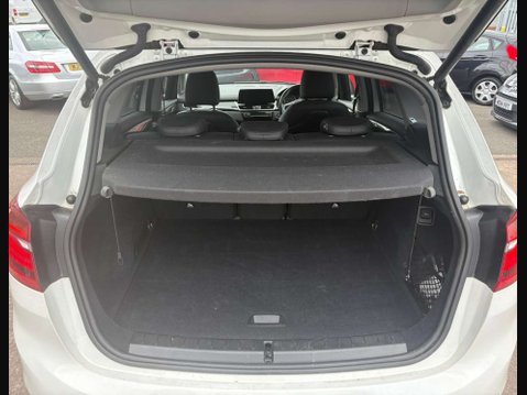 BMW 2 Series 2.0 218d Luxury MPV 5dr Diesel Auto Euro 6 (s/s) (150 ps) 10
