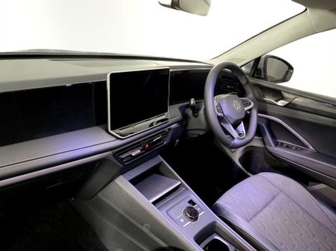 Volkswagen Tiguan 2.0 TDI Match SUV 5dr Diesel DSG Euro 6 (s/s) (150 ps) Parking Sensors - Sa 15
