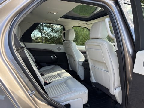 Land Rover Discovery TD6 HSE 7