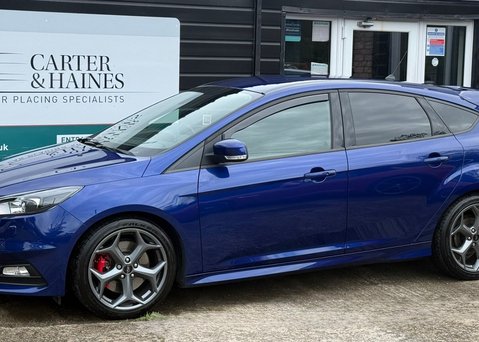 Ford Focus 2.0T EcoBoost ST-3 Hatchback 5dr Petrol Manual Euro 6 (s/s) (250 ps) 1