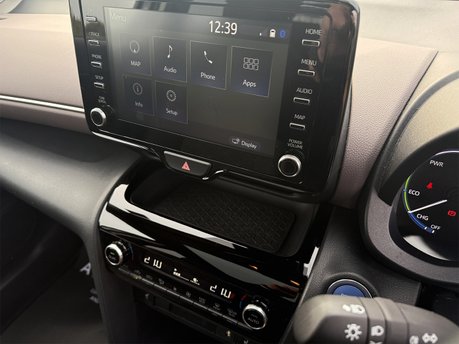 Toyota Yaris Cross EXCEL 60