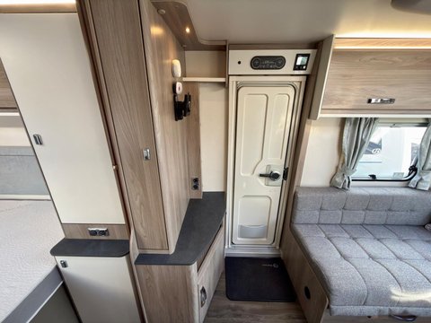 Swift Sprite Grande Major 4 SB  19
