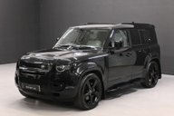 Land Rover Defender 3.0 Defender HSE D MHEV Auto 4WD 5dr 33