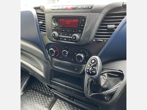 Iveco Daily 2.3D HPI 14V Business 35S 3520 Panel Van 5dr Diesel HiMatic MWB H2 Euro 6 ( 28